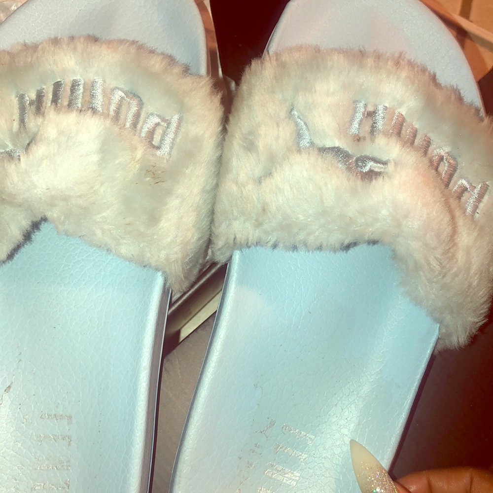 Fenty Puma slides!